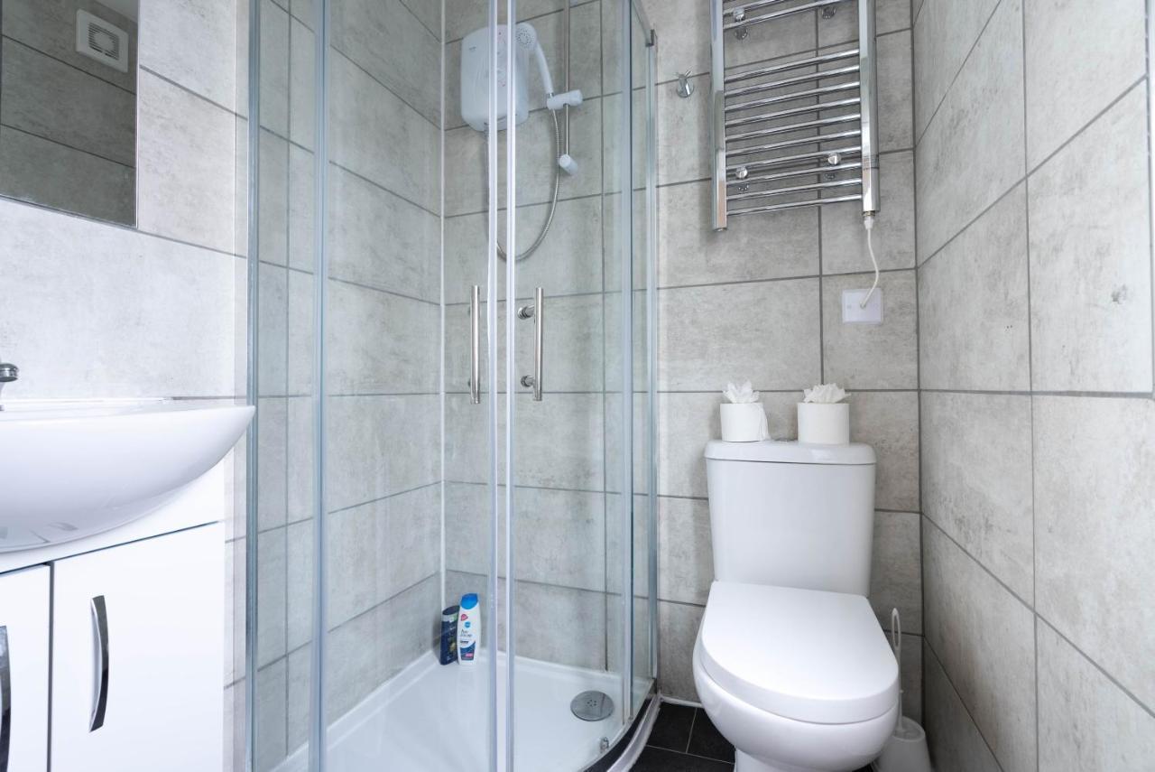 Flat 03 Studio Flat Near Aylesbury Station Free Parking ภายนอก รูปภาพ