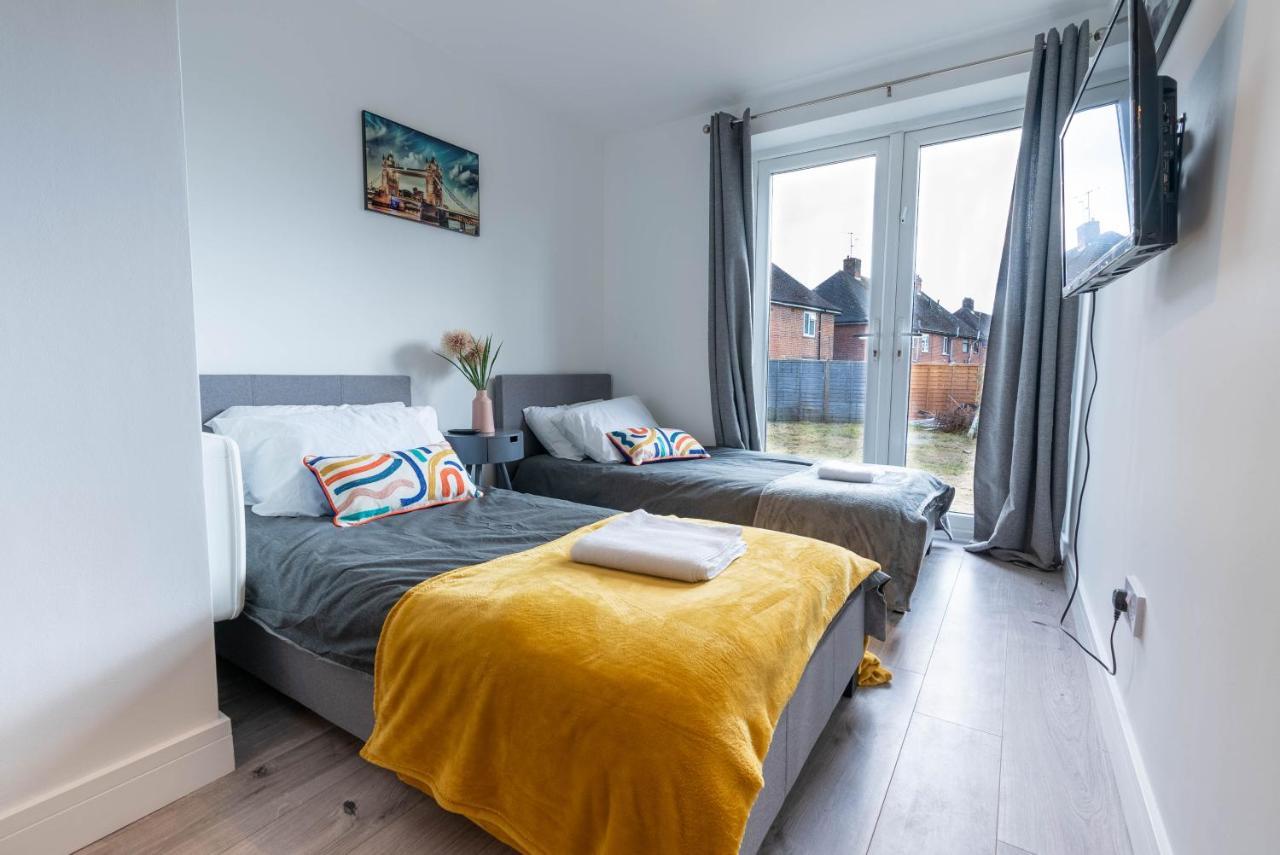 Flat 03 Studio Flat Near Aylesbury Station Free Parking ภายนอก รูปภาพ
